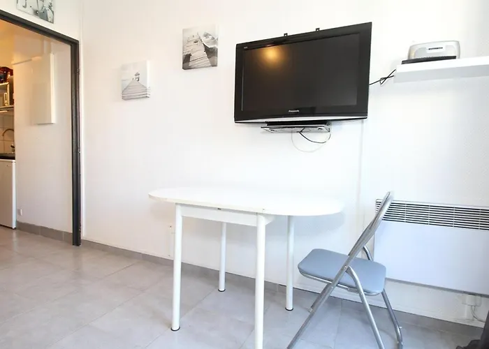 Avec Jardinet, Proche Thermes, Wi-fi, Clim - - Fr-1-553-120 Apartamento *